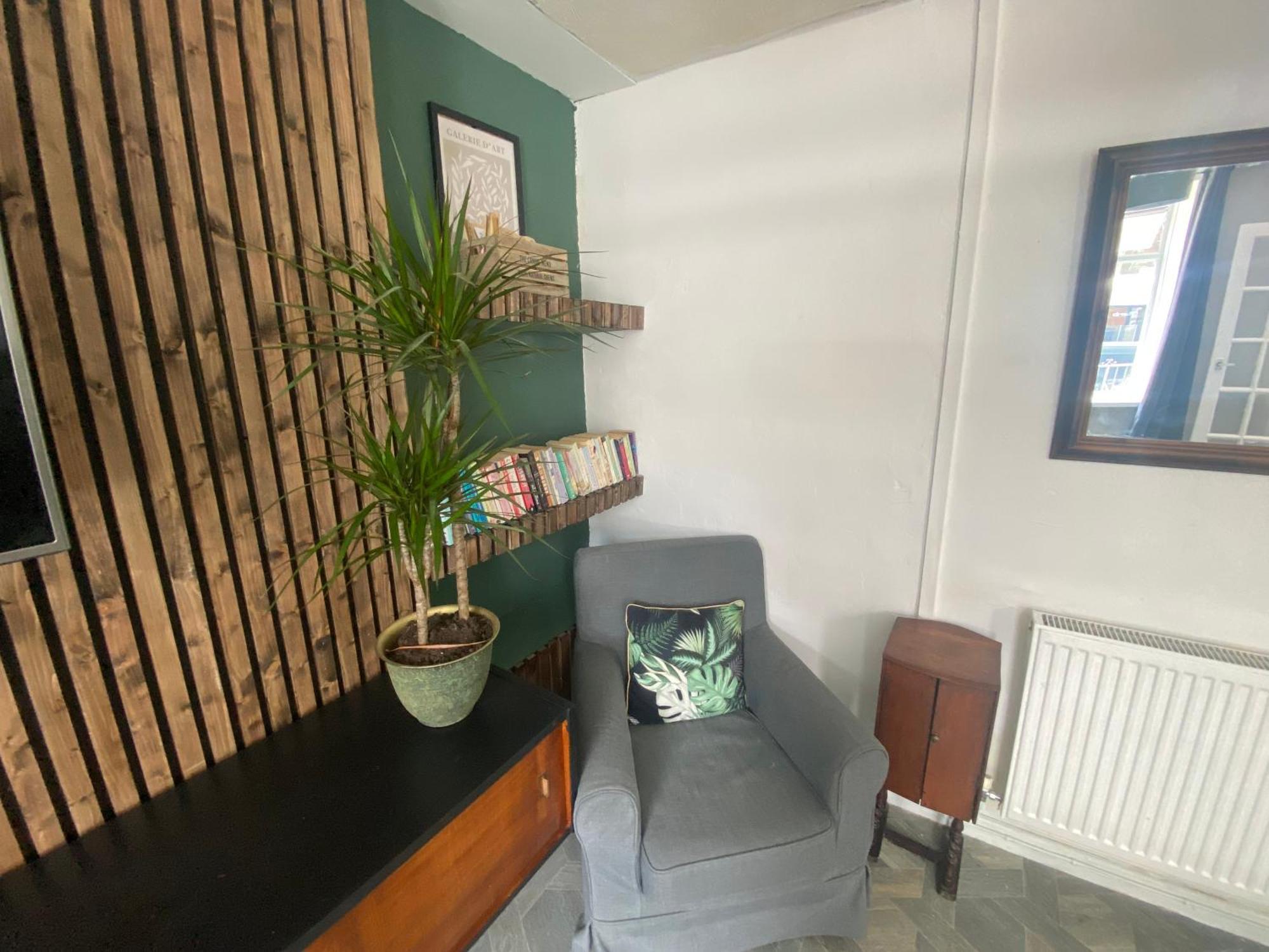Mountain View Two Bedroom Llwynypia المظهر الخارجي الصورة