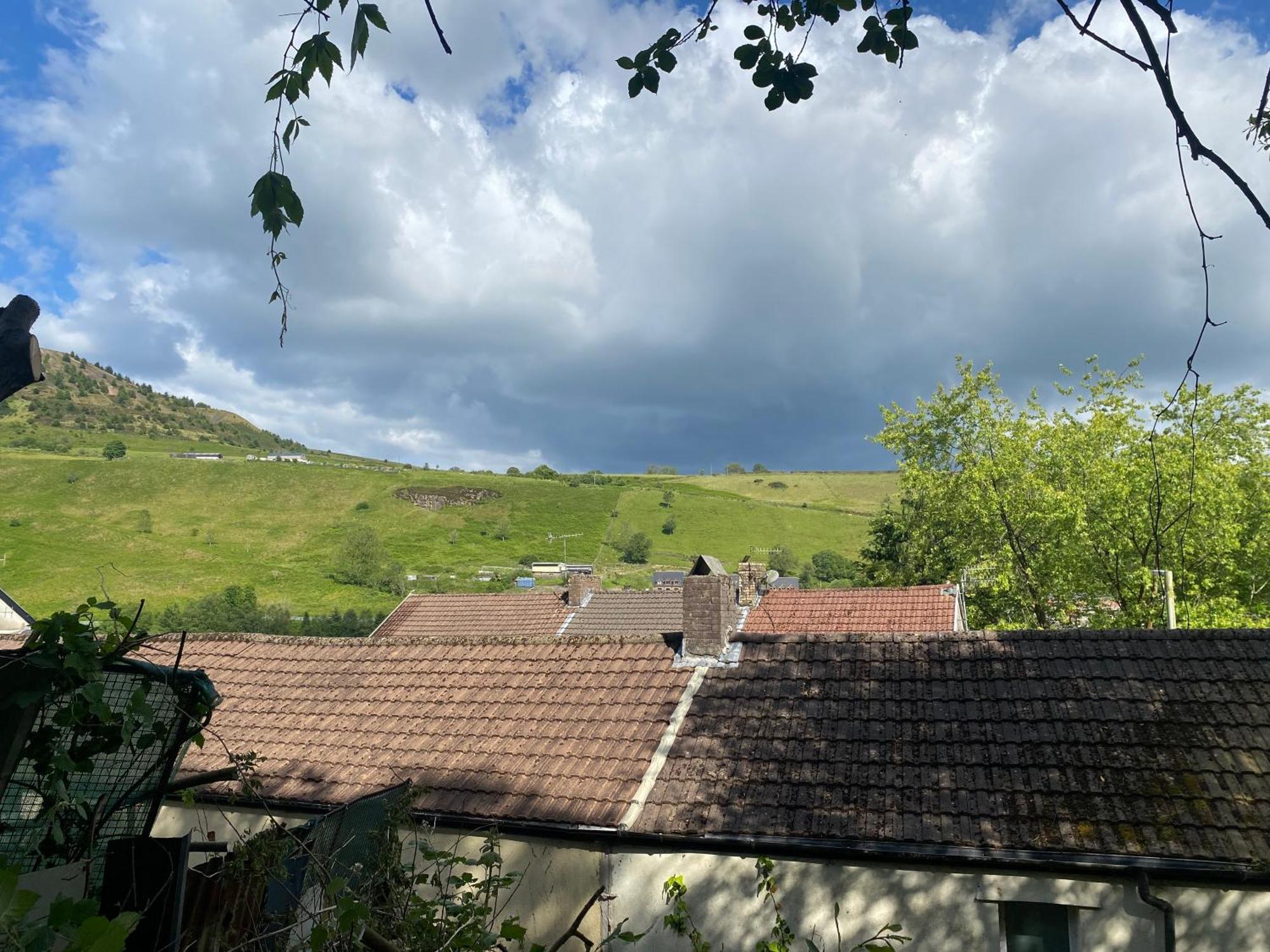 Mountain View Two Bedroom Llwynypia المظهر الخارجي الصورة
